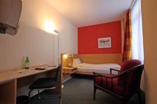 Esplanade Swiss Quality Hotel Davos Exterior foto